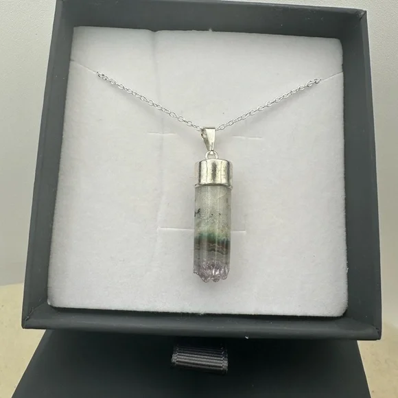Amethyst and Agate Cylinder Pendant on Box Chain - Picture 2 of 11